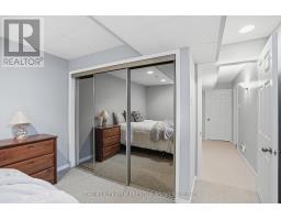 1050 MAHOGANY CRESCENT - 39