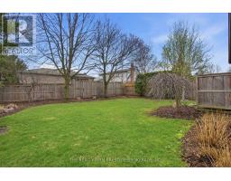 1050 MAHOGANY CRESCENT - 46