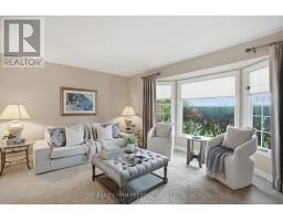 1050 MAHOGANY CRESCENT - 9
