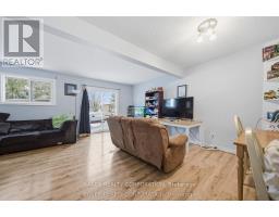 141 SIMCOE STREET - 13