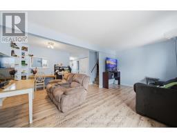 141 SIMCOE STREET - 14