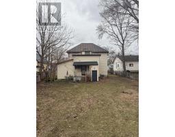 106 AND 108 CENTRE STREET W - 3