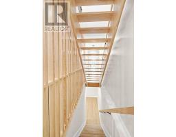 858 WILLIAM STREET - 20