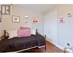 41 DUNWICH DRIVE - 22