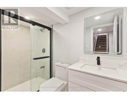 122 WINDSOR CRESCENT - 25