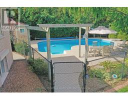 109 SALISBURY DRIVE - 13