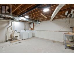 27 - 45 GATEWOOD PLACE - 32