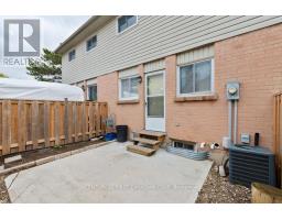 27 - 45 GATEWOOD PLACE - 34
