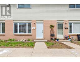 27 - 45 GATEWOOD PLACE - 7