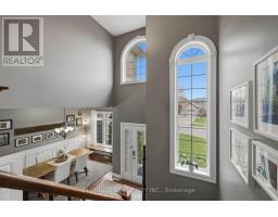 979 MOY CRESCENT - 18