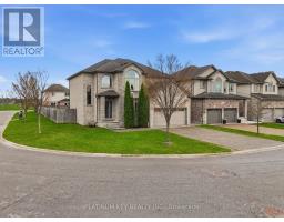 979 MOY CRESCENT - 2