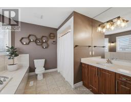 979 MOY CRESCENT - 21