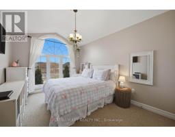 979 MOY CRESCENT - 23