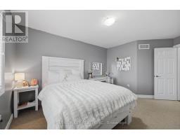 979 MOY CRESCENT - 29