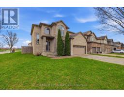 979 MOY CRESCENT - 3