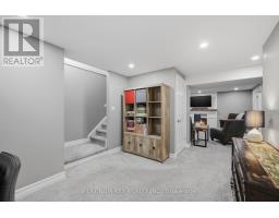 979 MOY CRESCENT - 31