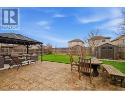 979 MOY CRESCENT - 40