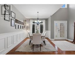 979 MOY CRESCENT - 6