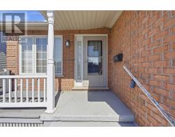 64 WILLOW CRESCENT - 4