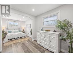 20 GATEWOOD CRESCENT - 18