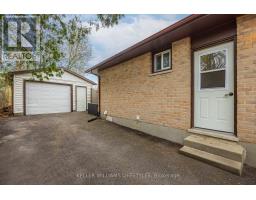20 GATEWOOD CRESCENT - 3