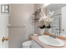 34 - 861 SHELBORNE STREET - 12