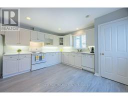 22 STONEYCREEK CRESCENT - 12