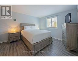 22 STONEYCREEK CRESCENT - 14