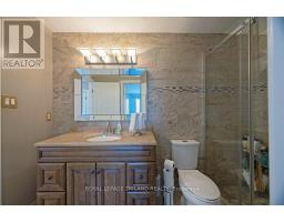 22 STONEYCREEK CRESCENT - 18