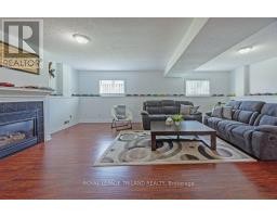 22 STONEYCREEK CRESCENT - 22