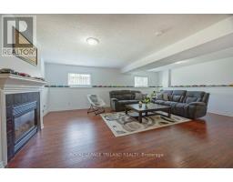 22 STONEYCREEK CRESCENT - 23