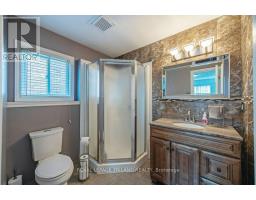 22 STONEYCREEK CRESCENT - 26