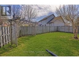 22 STONEYCREEK CRESCENT - 35