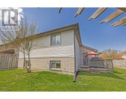 22 STONEYCREEK CRESCENT - 37