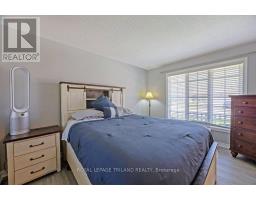 22 STONEYCREEK CRESCENT - 7