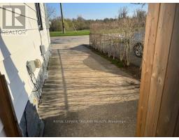 646 TRAFALGAR STREET - 11