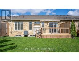 8 - 21 ST JOHNS DRIVE - 32