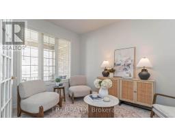 8 - 21 ST JOHNS DRIVE - 4