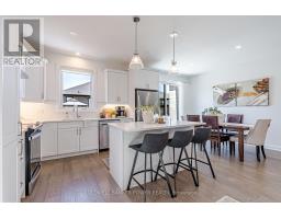 64 - 383 DAVENTRY WAY - 11