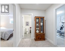 64 - 383 DAVENTRY WAY - 31