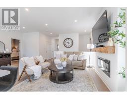 64 - 383 DAVENTRY WAY - 9