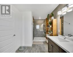 668 FREEPORT STREET - 30