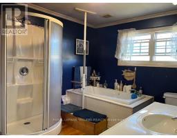 24909 QUEENS LINE - 9