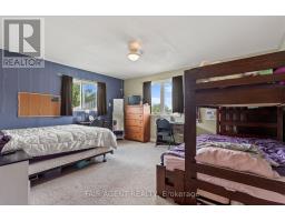 4484 AUSABLE DRIVE - 29