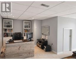 4484 AUSABLE DRIVE - 33