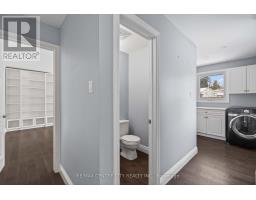 45 CHAUCER ROAD N - 17