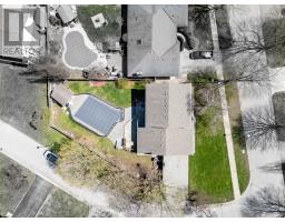 45 CHAUCER ROAD N - 3