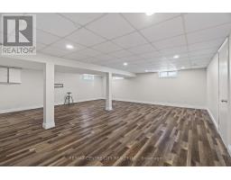 45 CHAUCER ROAD N - 34