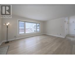 51 - 50 FIDDLERS GREEN ROAD - 12