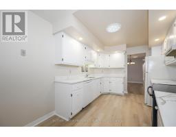 51 - 50 FIDDLERS GREEN ROAD - 16